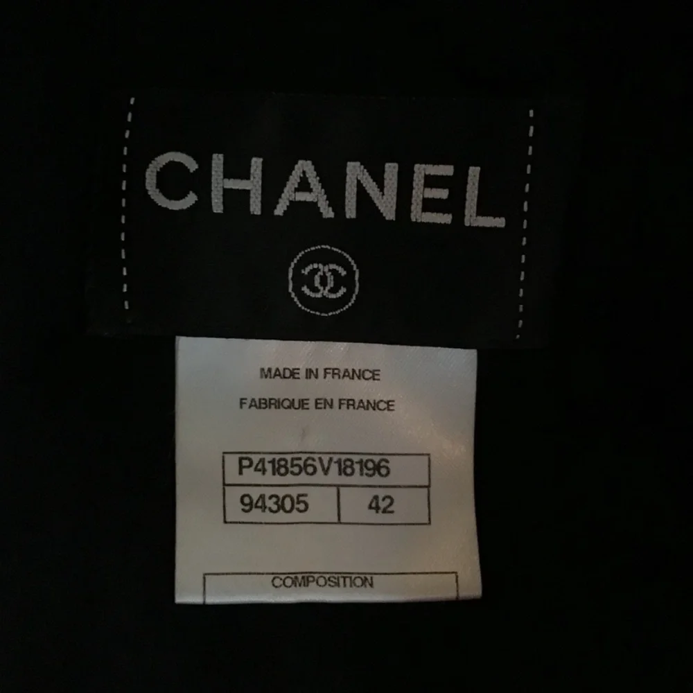 Chanel Black Wool Silk Sheath Dress 42 Classic Quiet Luxury LBD